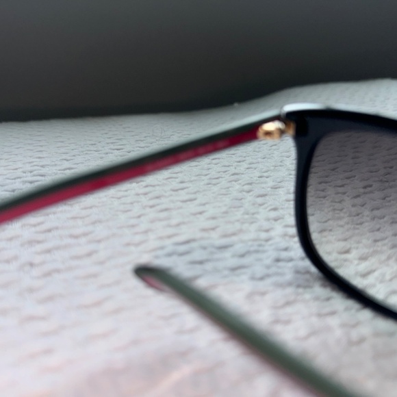 Gucci sunglasses main image 5